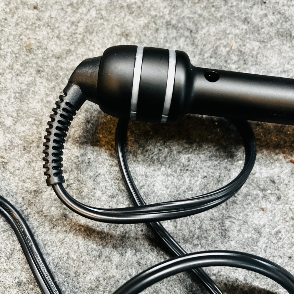 BaBylissPRO Titanium 1 Inch Professional Curling Iron Wand Black